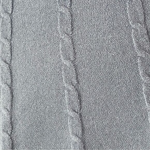TAHARI Gray lavender undertone Cable Knit Sweater, light batwing 3/4 sleeve M/L - Picture 4 of 9